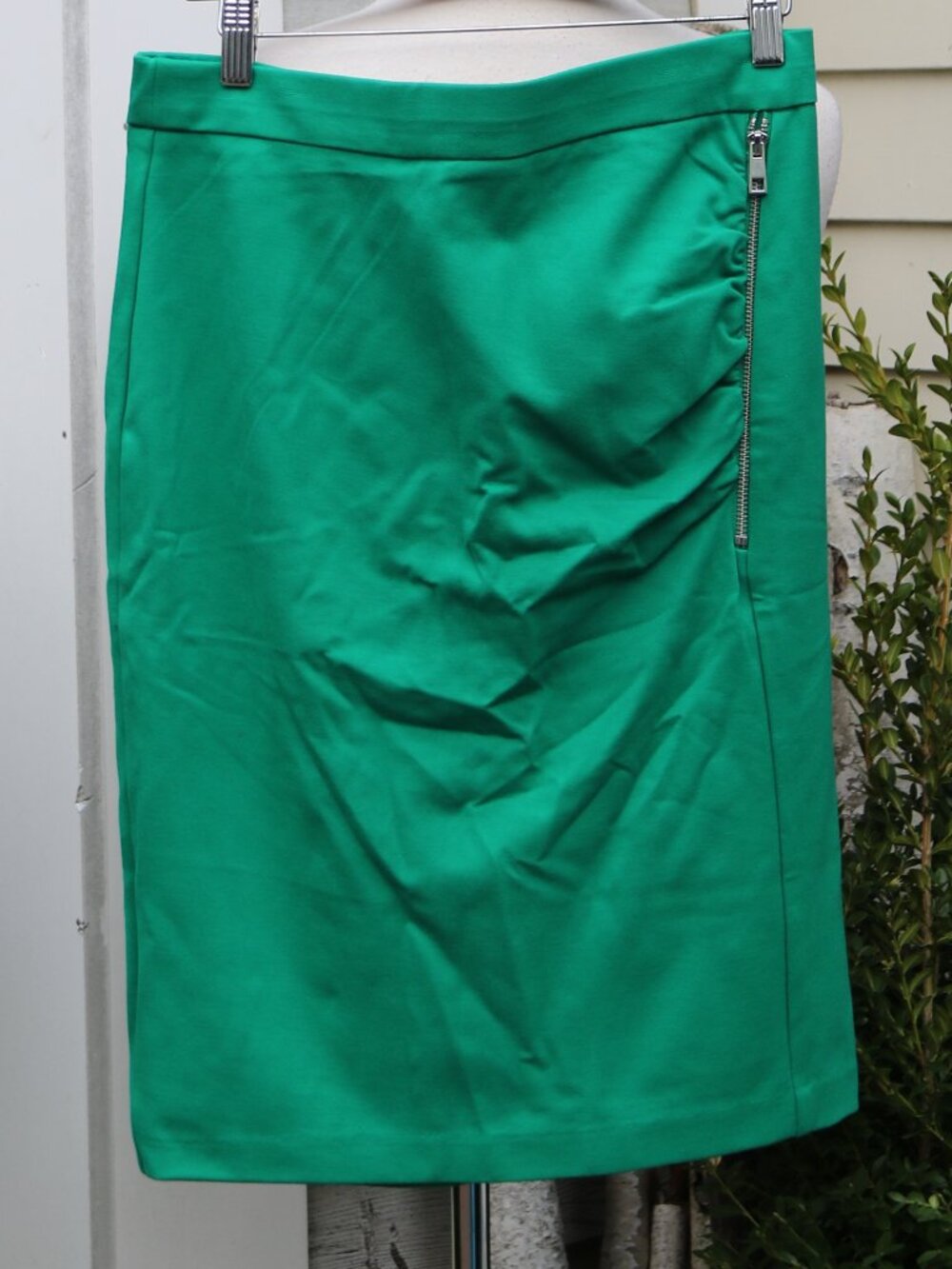 Linda Matthews Green Ruched Side w Zipper Knit Skirt Sz MEDIUM